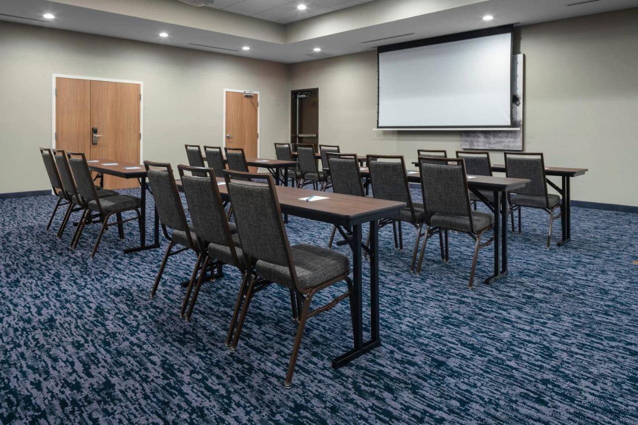 Fairfield Inn & Suites By Marriott Corinth South Denton Area Exterior foto